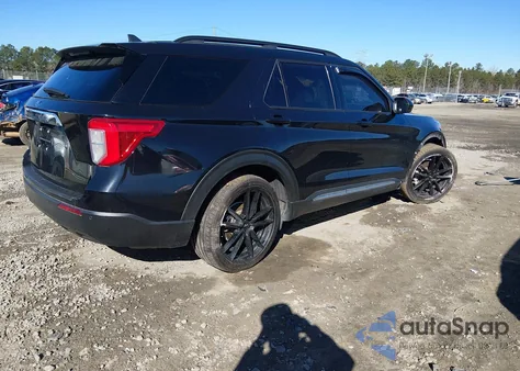 2022 Ford Explorer Xlt z USA, uszkodzony, nr VIN 1FMSK7DH4NGA13064